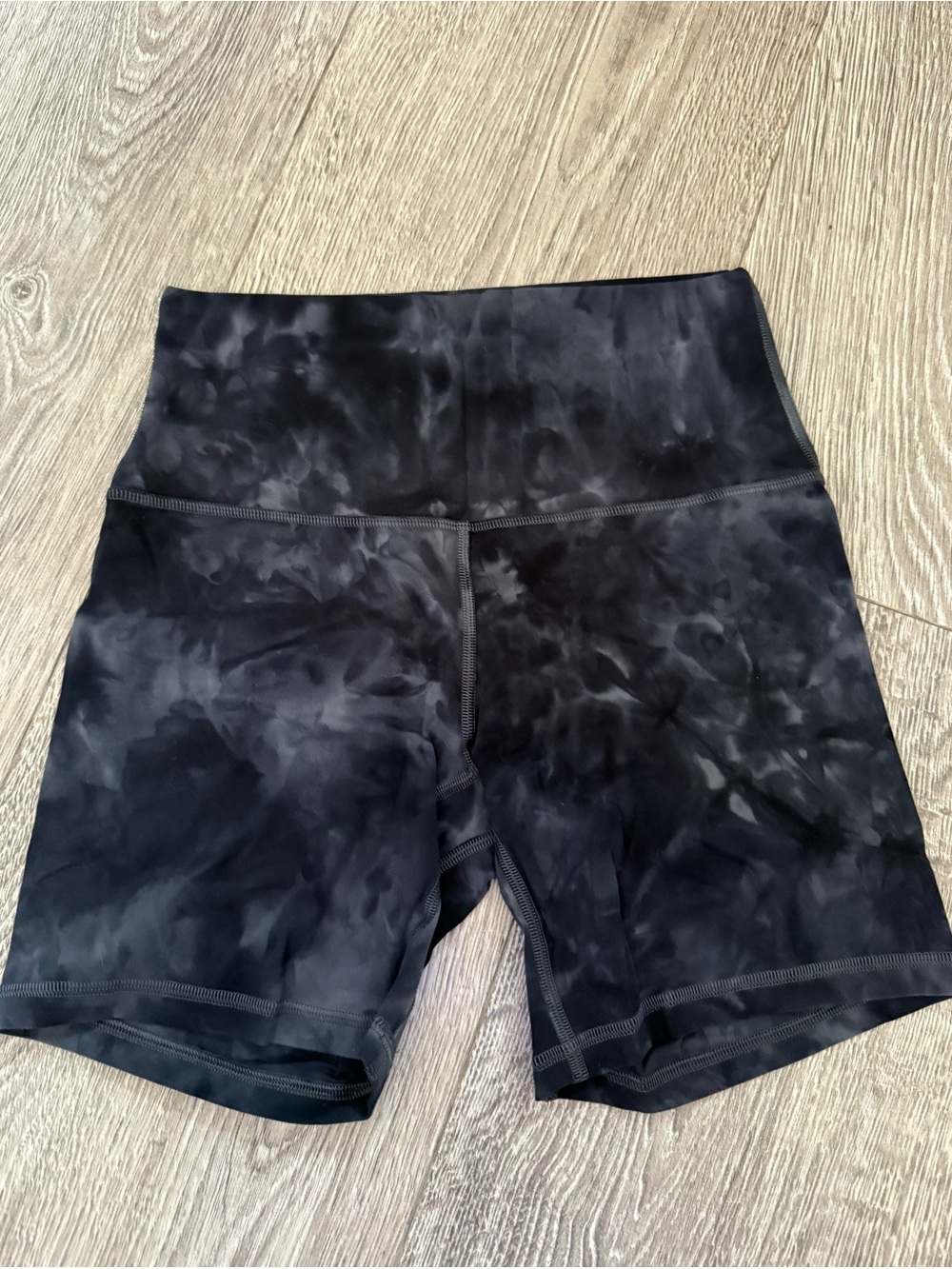 Lululemon Align 6” Biker Shorts